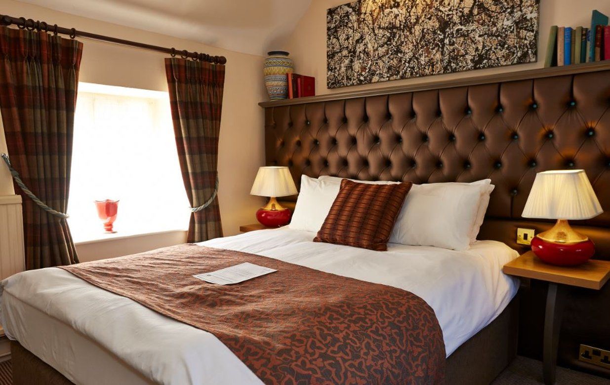 Cross Hands Hotel by Greene King Inns Old Sodbury Buitenkant foto